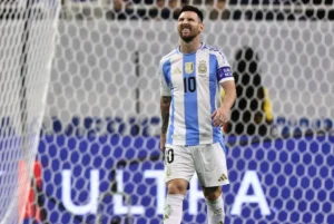 messi penalti miss